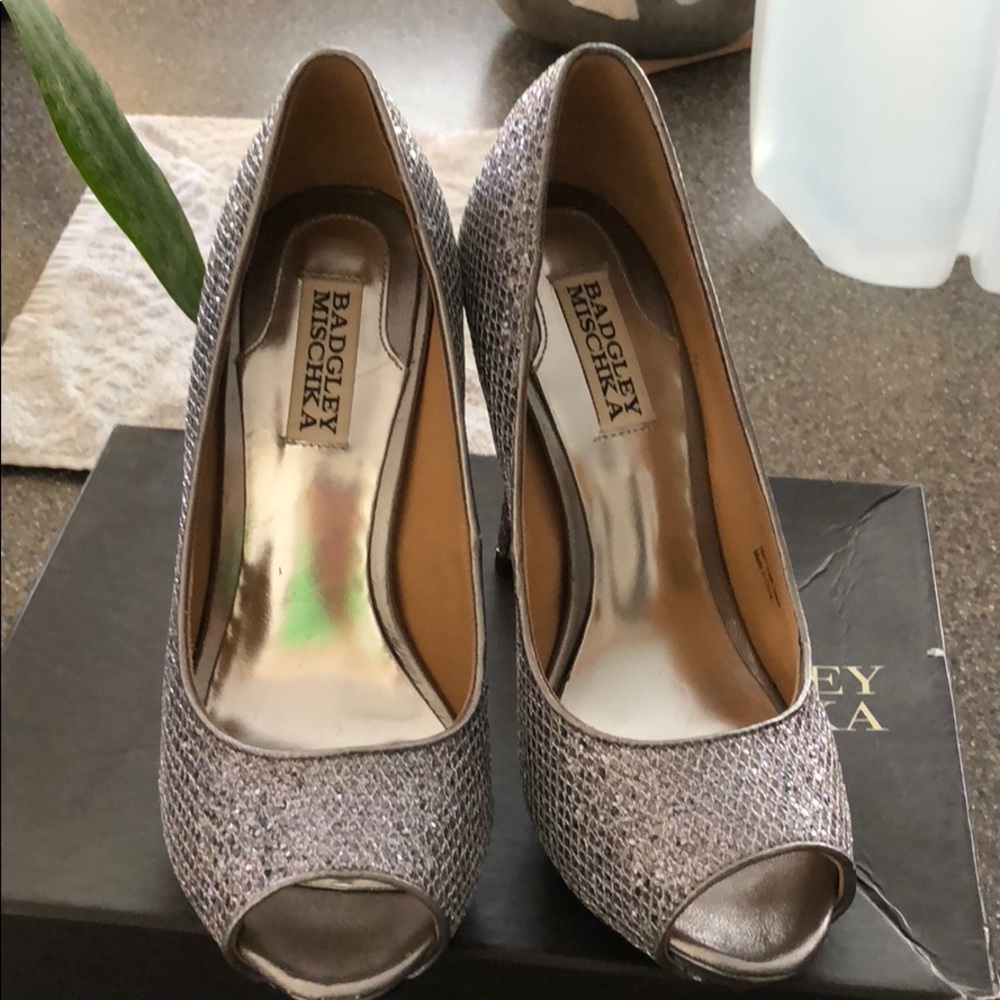 Badgley mischkq silver pump